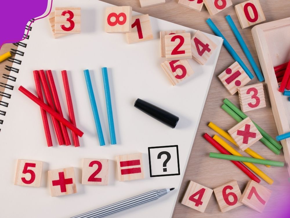 Materiais concretos e números móveis para ilustrar a importância de adaptar as atividades para diferentes estilos de aprendizagem como uma estratégia para intervenção pedagógica de matemática.